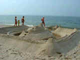 Zamek_z_piasku.JPG (28445 bytes)